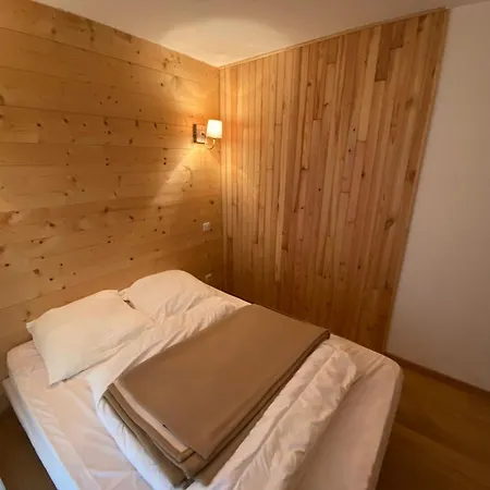4 Pieds Aux Pistes Apartamento